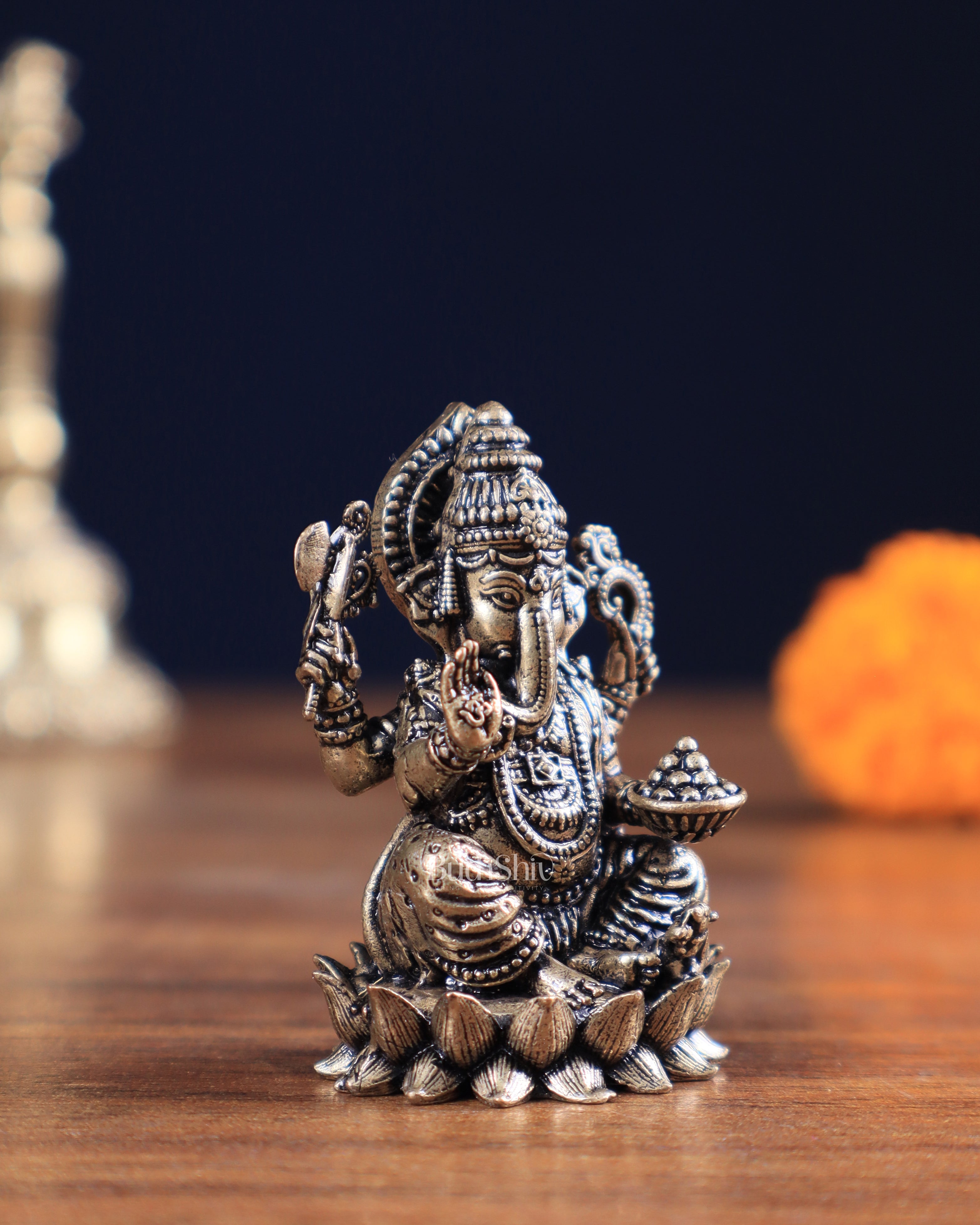 Lord Ganesha idol with Right-Side Trunk