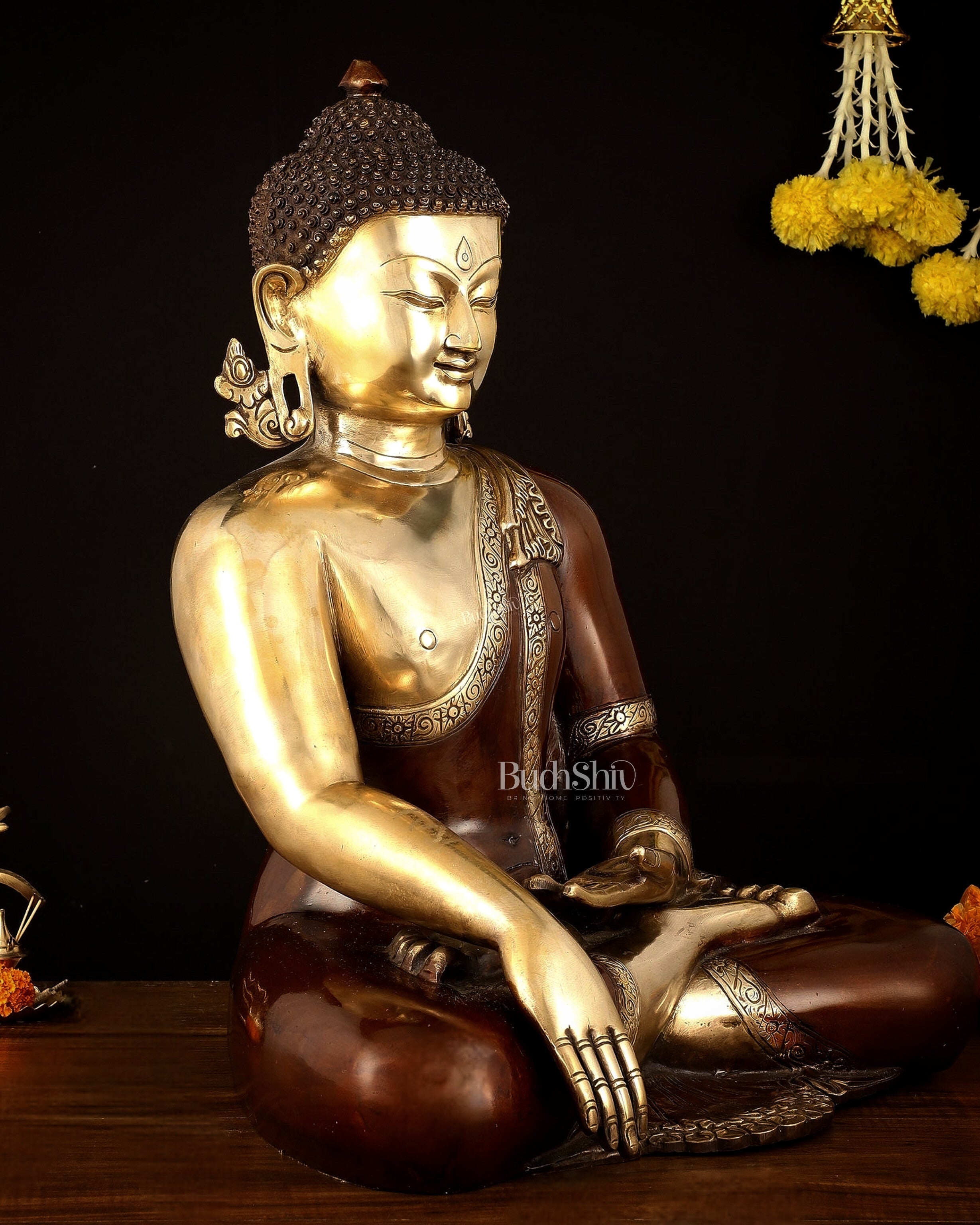 Pure Brass Buddha in Bhumisparsha Mudra Statue - 21" | large size