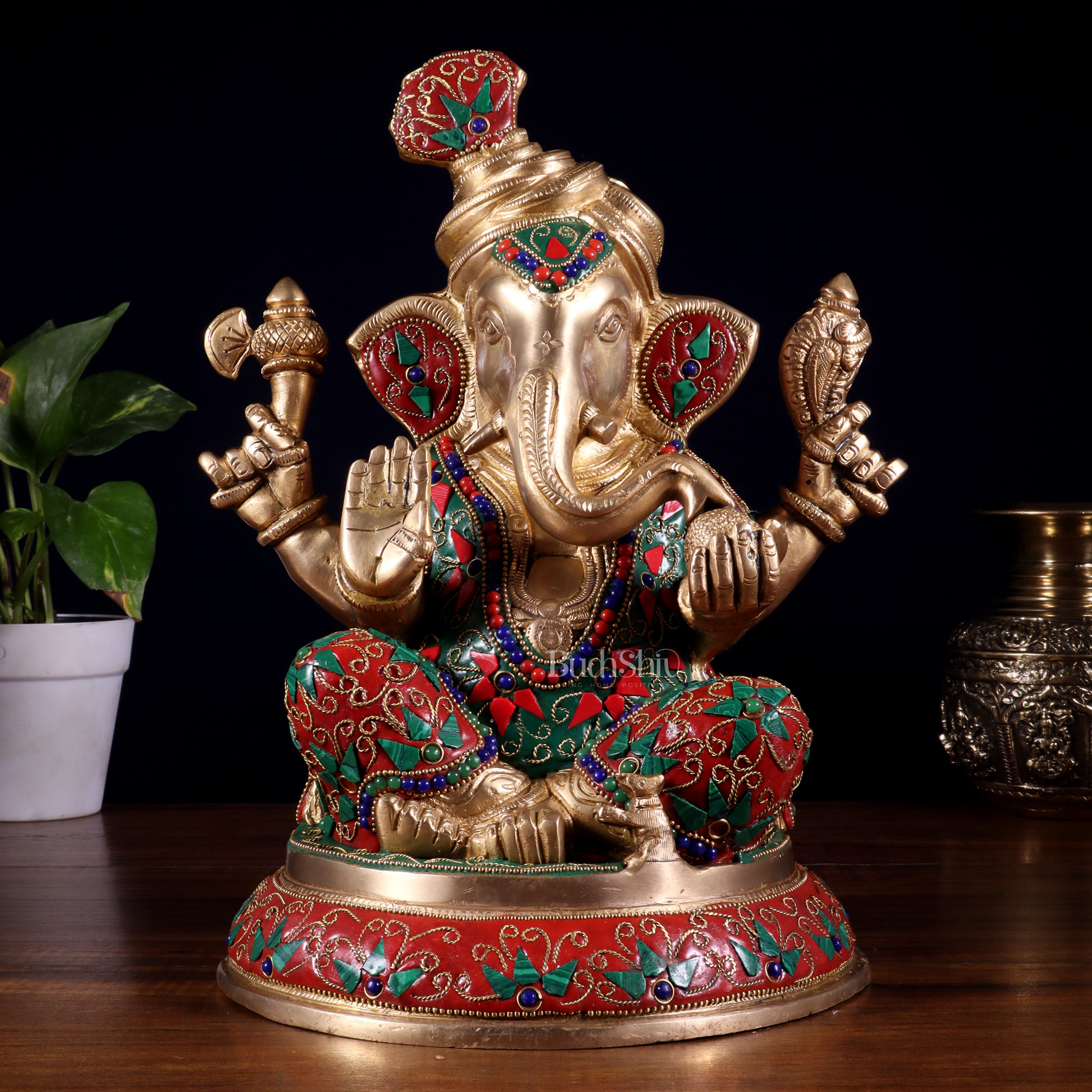 Brass Pagadi Ganesha Statue with Floral Stonework – 11.5 Inch