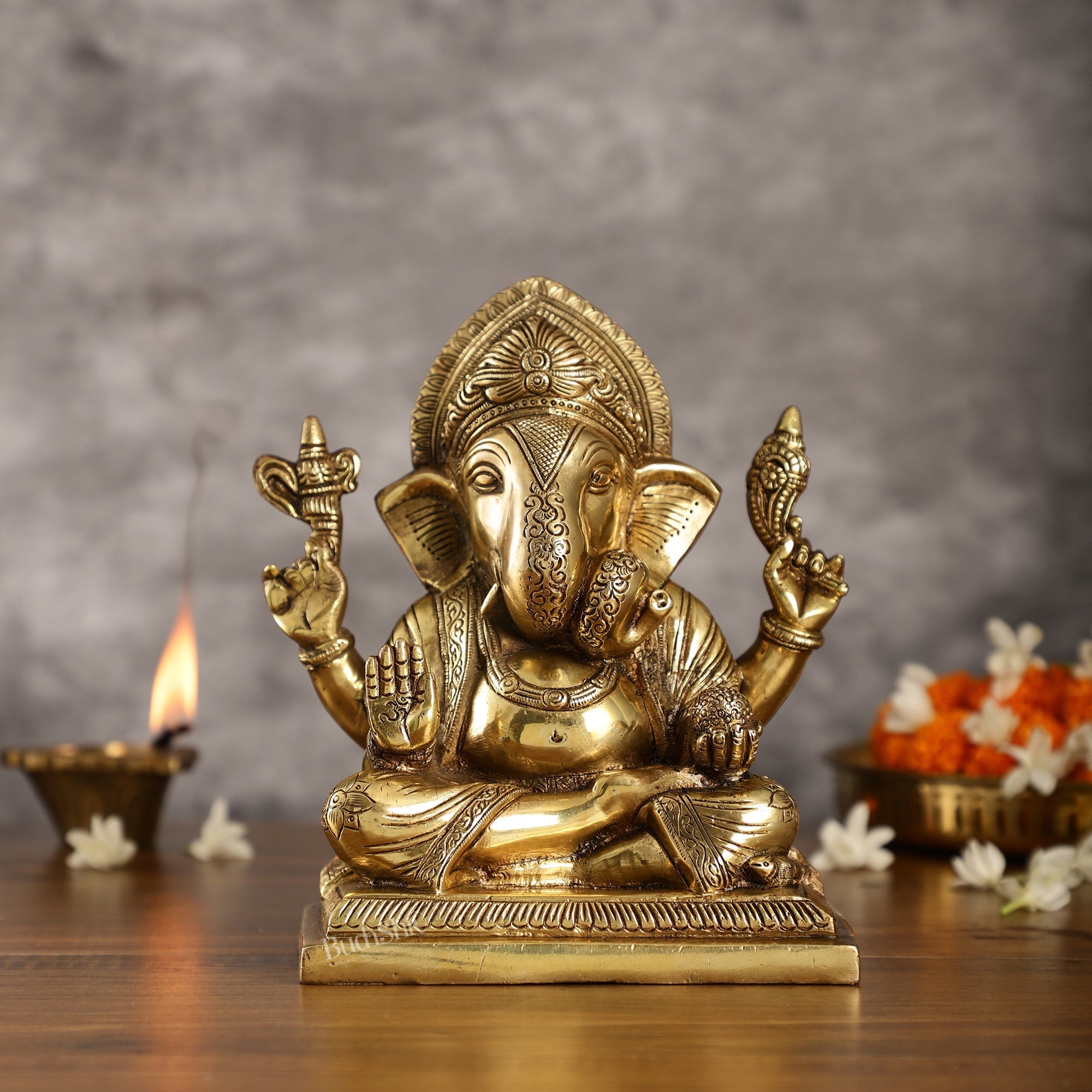 Brass Superfine Dagdusheth Ganapati Idol | Height 8.5 inch
