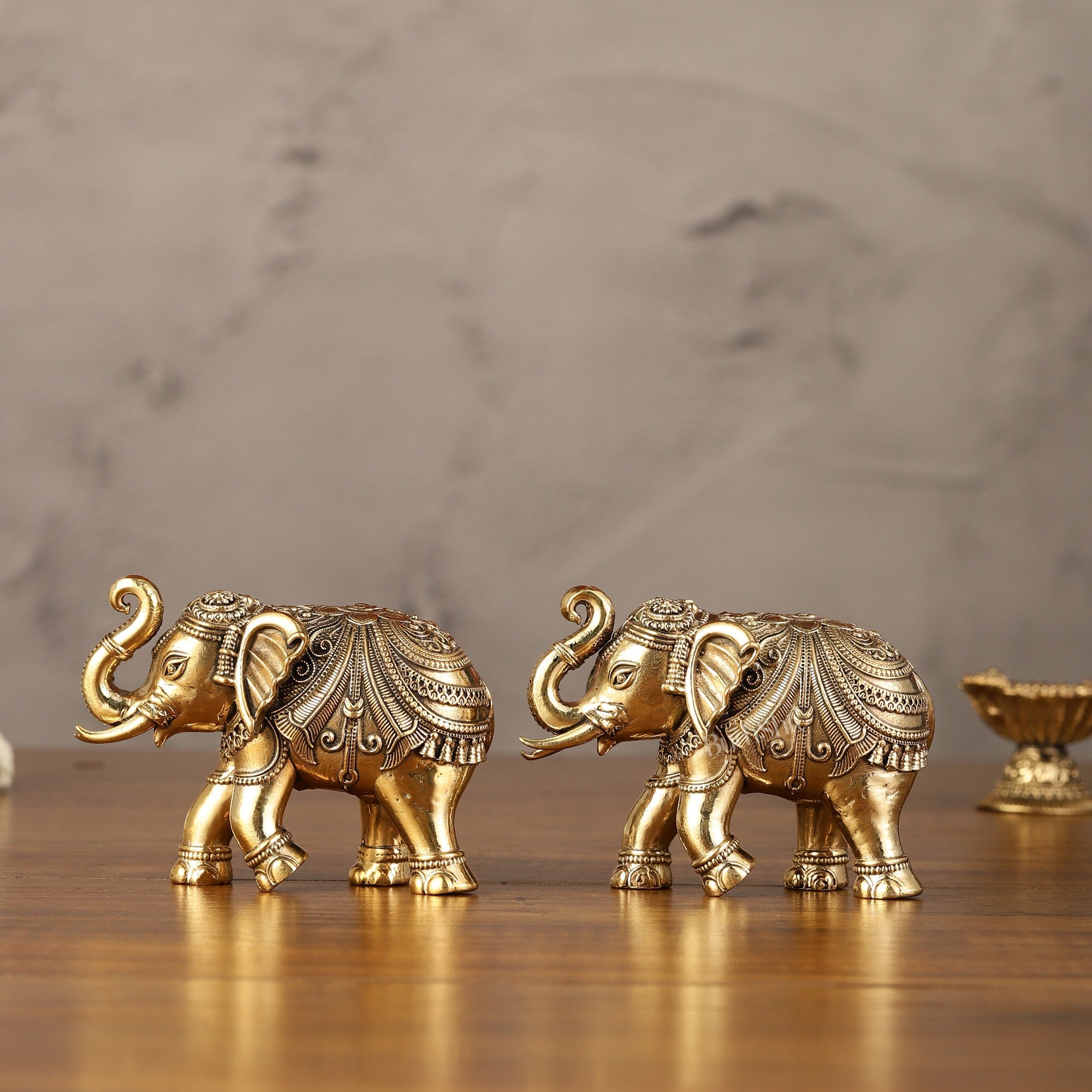 Brass Superfine Elephant Miniature pair Showpieces 3"