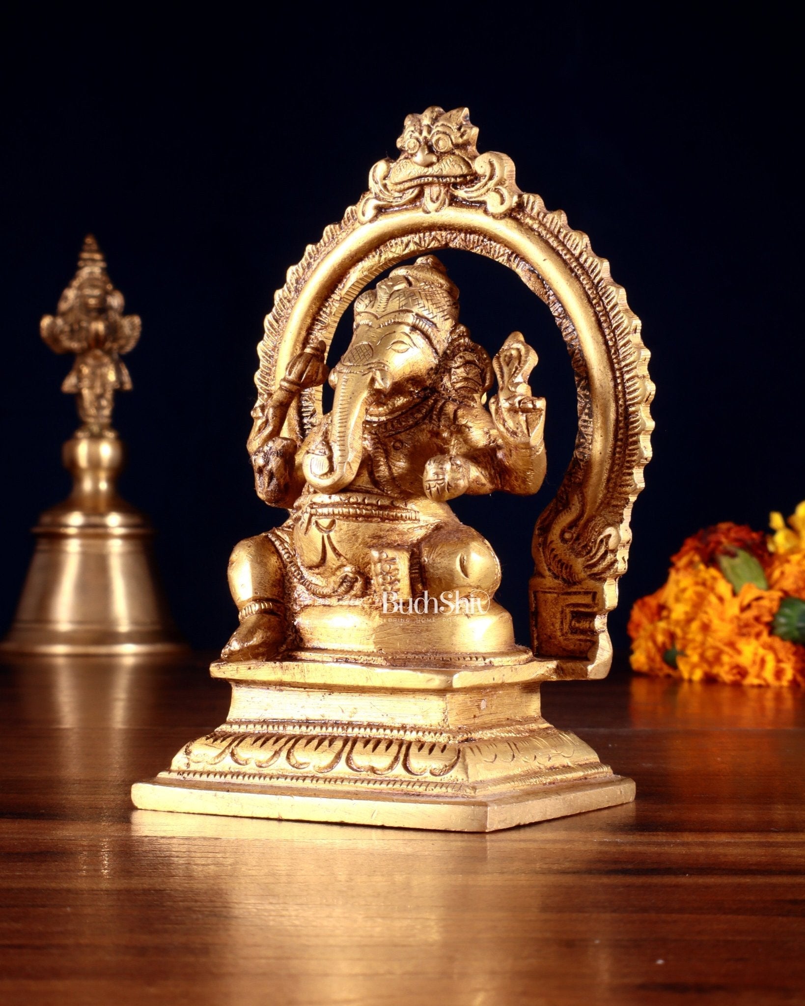 Pure Brass Dakshina Mukhi Ganesha Idol – Right Side Trunk 5"