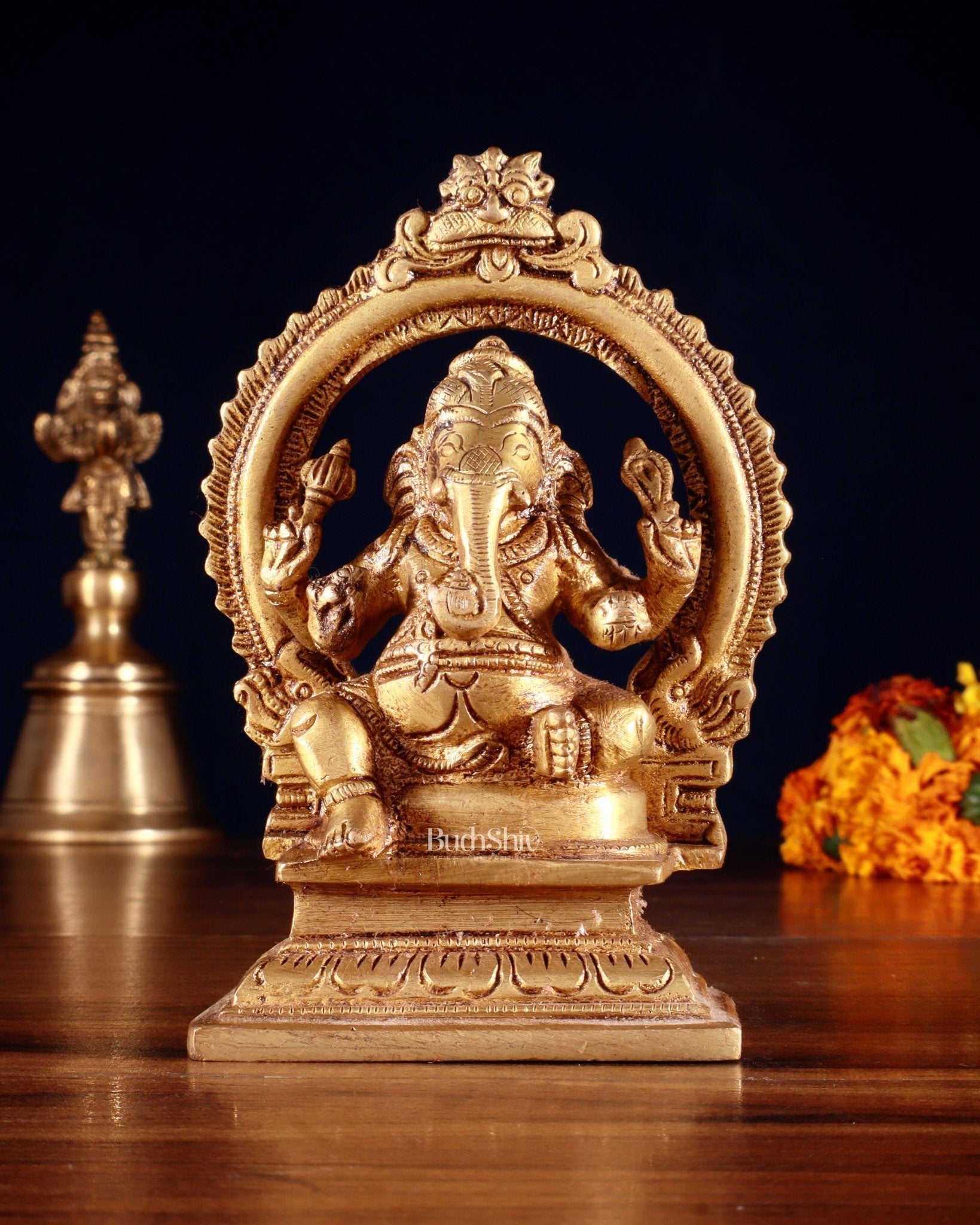 Pure Brass Dakshina Mukhi Ganesha Idol – Right Side Trunk 5"