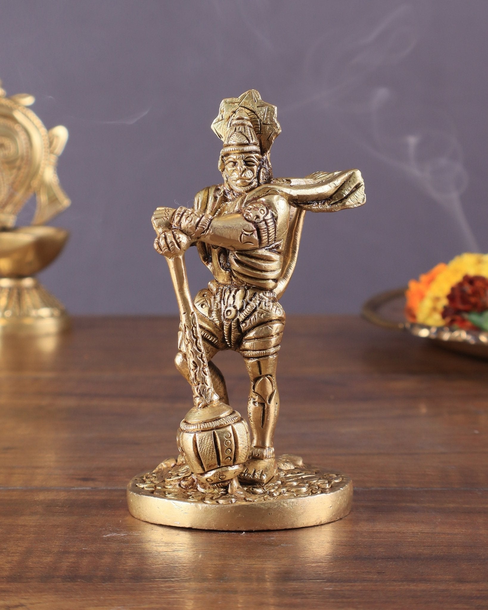 Brass Pure Brass Superfine Standing Powerful Bahubali Hanuman Hanuman Idol 4"
